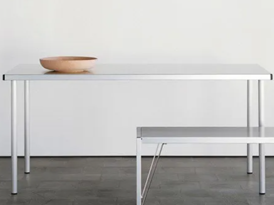 Aluminium-Tisch 2