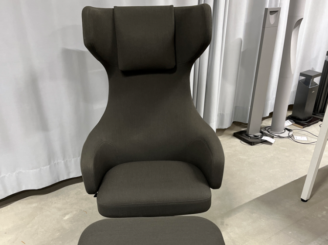 Grand Repos &amp; Ottoman 